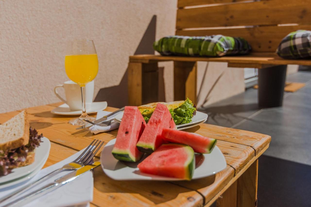 Lovely Apartment M&K In Peaceful Area - زادار المظهر الخارجي الصورة